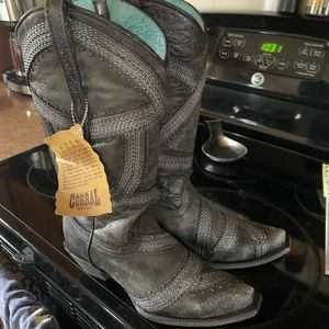 Cowboy boots for women